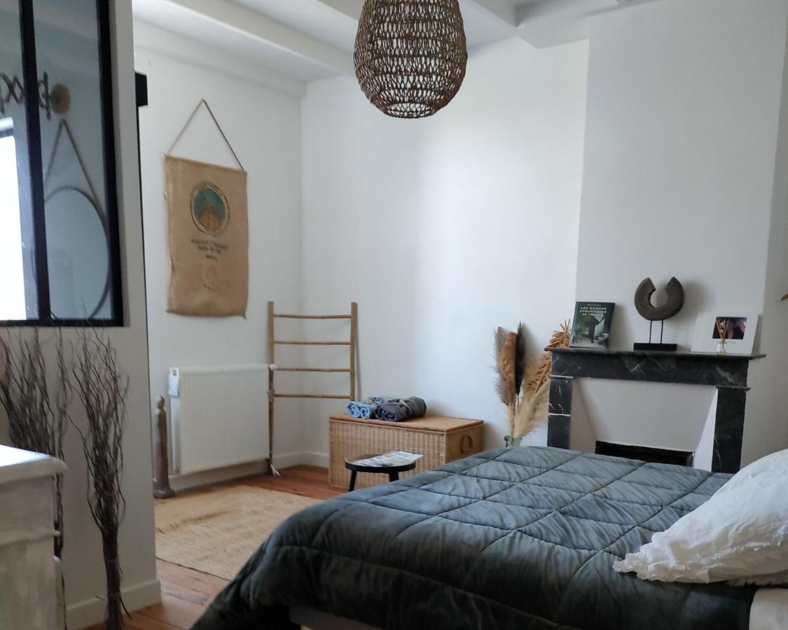 L' Embellie Sur Lot Bed & Breakfast Sainte-Livrade-sur-Lot Bagian luar foto