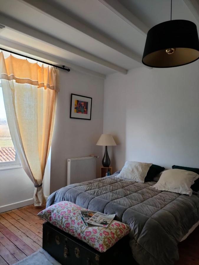 L' Embellie Sur Lot Bed & Breakfast Sainte-Livrade-sur-Lot Bagian luar foto